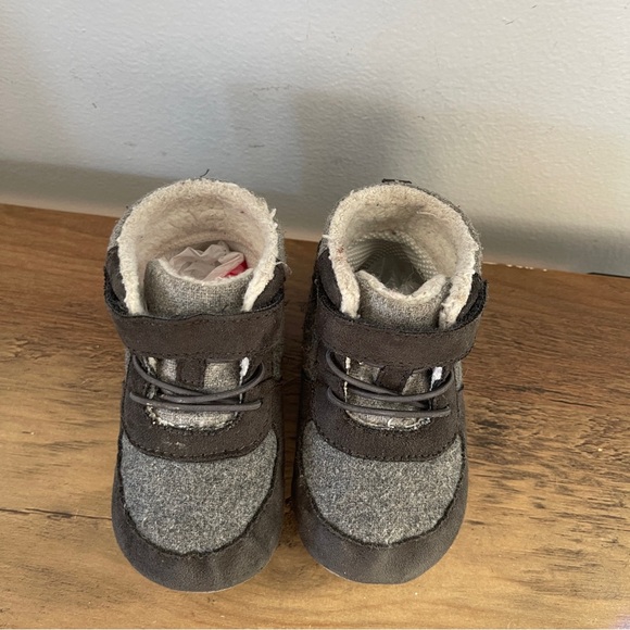 Stride Rite Boots Size 12 -18 months Grey/Crispin Wool Blend Faux Fur - Picture 3 of 8